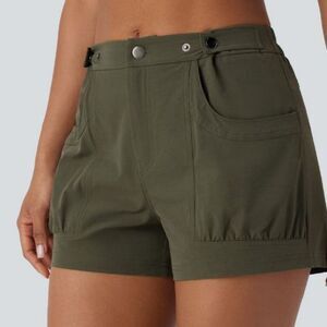 Halara Olive Mid Rise Lightweight Adjustable Waist Front Pocket Shorts MEDIUM